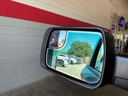 Used 2024 RAM 1500 Lone Star AWD/4WD image 23
