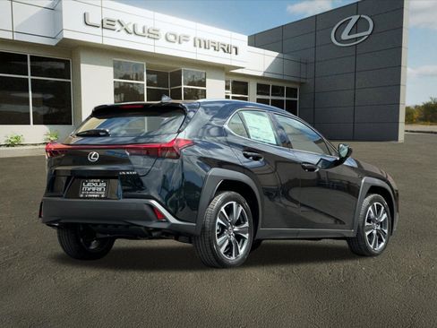 New 2026 Lexus UX 300h FWD image 8
