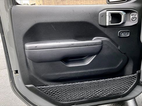 Certified 2023 Jeep Wrangler Unlimited Rubicon w/ Xtreme 35 Tire Package image 26