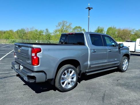 New 2026 Chevrolet Silverado 1500 High Country AWD/4WD image 3