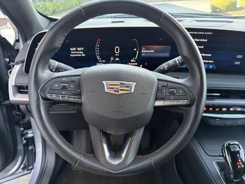 Used 2025 Cadillac XT4 Premium Luxury FWD image 26