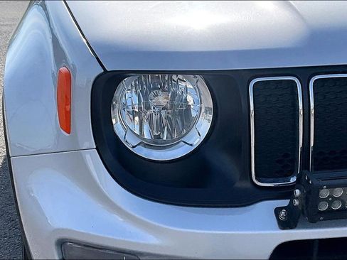 Used 2021 Jeep Renegade Latitude w/ Convenience Group AWD/4WD image 28