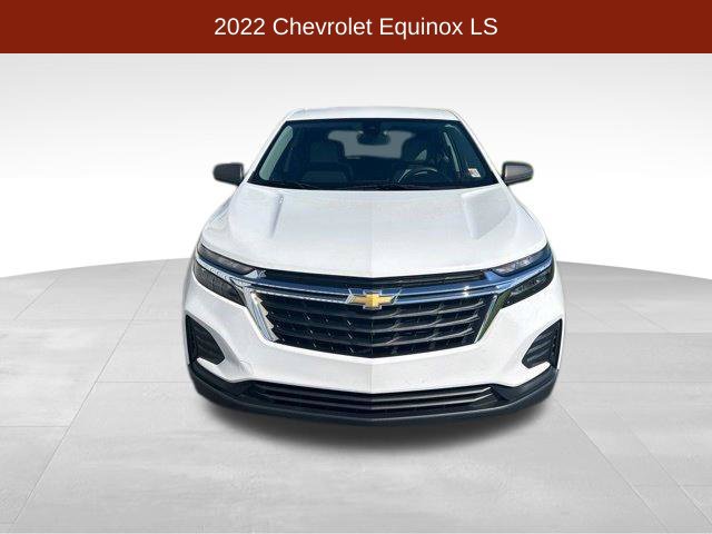Used 2022 Chevrolet Equinox LS w/ LPO, Floor Liner Package FWD image 2