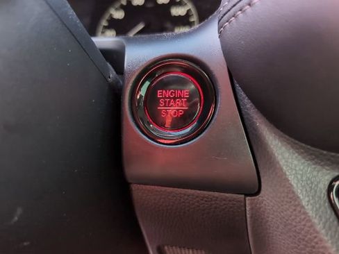 Used 2025 Honda HR-V EX-L image 23