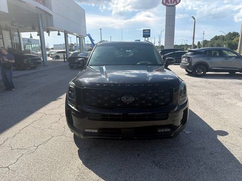 Used 2021 Kia Telluride SX w/ SX Prestige Package AWD/4WD image 2