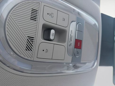 Used 2022 Hyundai Ioniq 5 Limited image 21