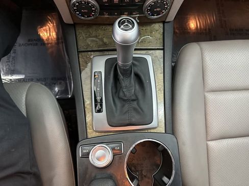 Used 2008 Mercedes-Benz C 350 Sport image 17