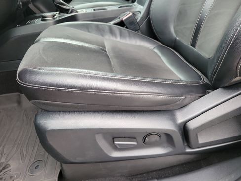 Used 2022 Ford Ranger Lariat w/ Tremor Off-Road Package image 14