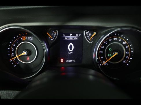 Used 2021 Jeep Wrangler Sport S image 21