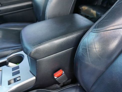 Used 2014 Toyota 4Runner Limited image 22