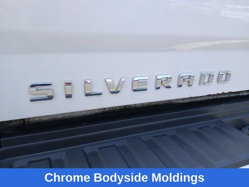 Used 2018 Chevrolet Silverado 2500 High Country w/ Duramax Plus Package AWD/4WD image 31