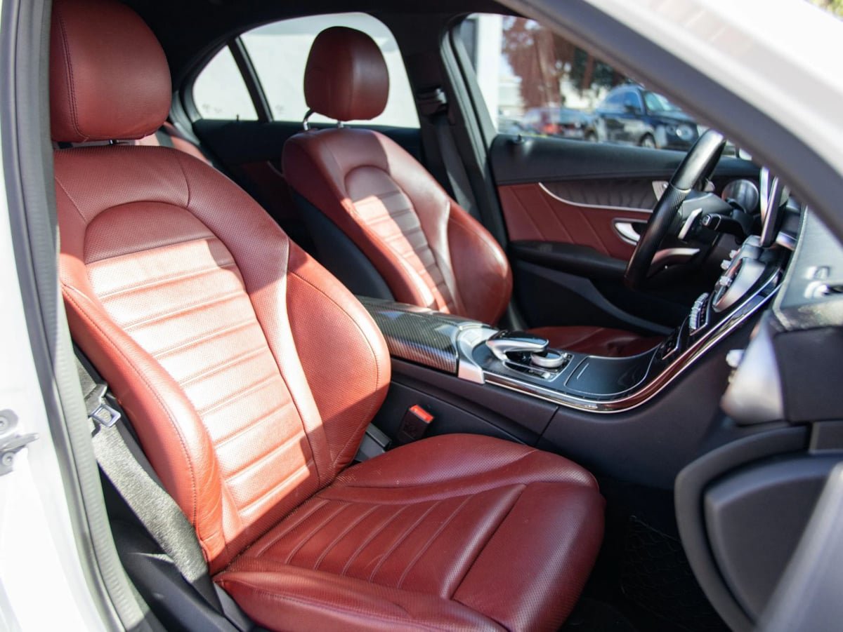Used 2016 Mercedes-Benz C 300 Sedan image 23