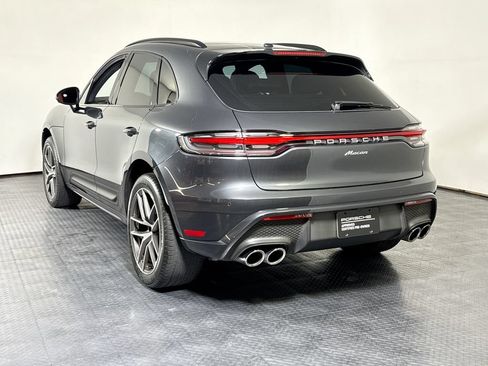 Certified 2023 Porsche Macan AWD/4WD image 3