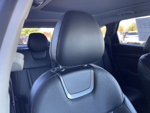 Used 2024 Hyundai Tucson Limited image 38