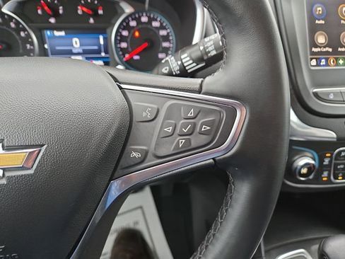 Used 2024 Chevrolet Equinox LT image 18