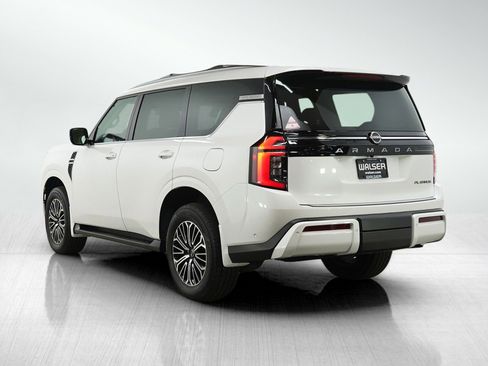 Used 2025 Nissan Armada Platinum w/ Convenience Package AWD/4WD image 3