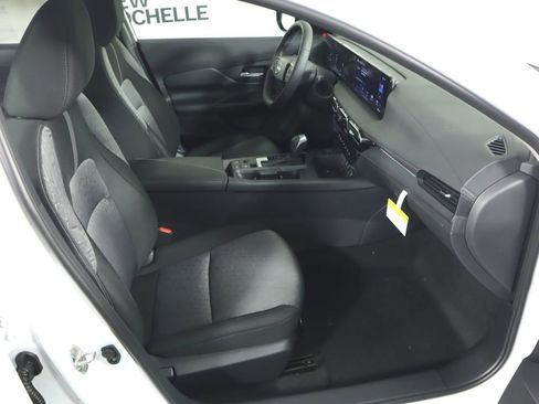 New 2026 Nissan Sentra SV w/ SV Convenience Package image 28