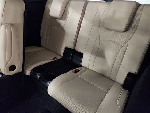 Used 2022 Lexus RX 350L Luxury image 31