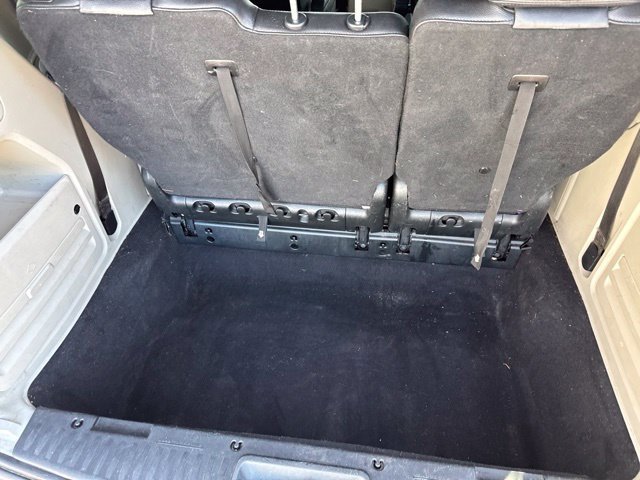 Used 2017 Dodge Grand Caravan SXT w/ Driver Convenience Group FWD image 5