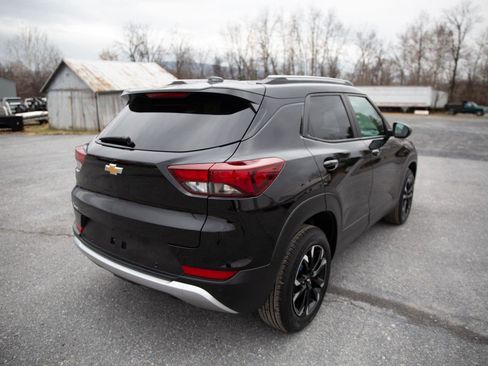 Used 2022 Chevrolet TrailBlazer LT w/ Convenience Package image 3