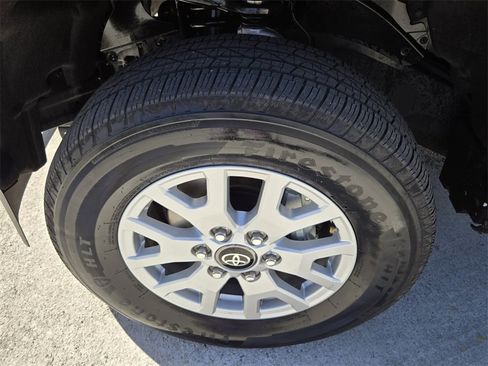 Used 2024 Toyota Tacoma SR5 image 10