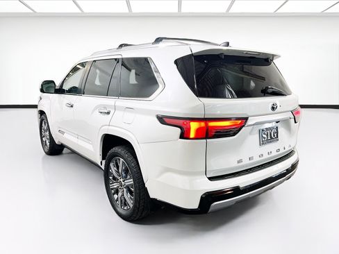 Used 2024 Toyota Sequoia Capstone AWD/4WD image 6