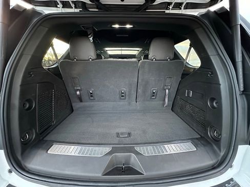 Used 2023 Chevrolet Tahoe RST image 16