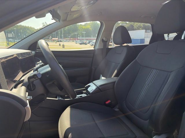 Used 2025 Hyundai Tucson SEL FWD image 20