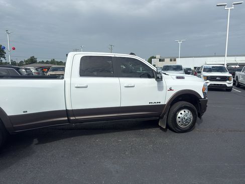 Used 2023 RAM 3500 Limited AWD/4WD image 4