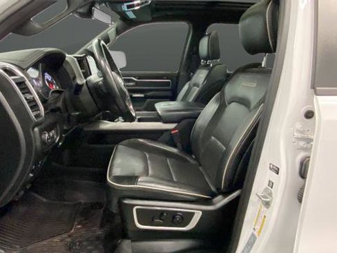 Used 2021 RAM 1500 Laramie AWD/4WD image 11