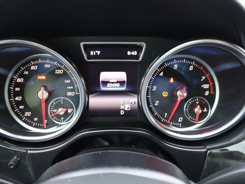 Used 2019 Mercedes-Benz GLS 450 4MATIC image 26