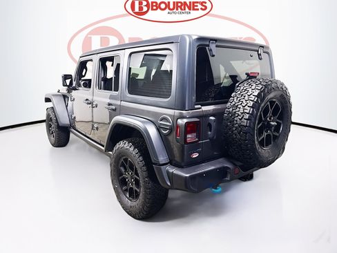Used 2024 Jeep Wrangler Unlimited AWD/4WD image 7