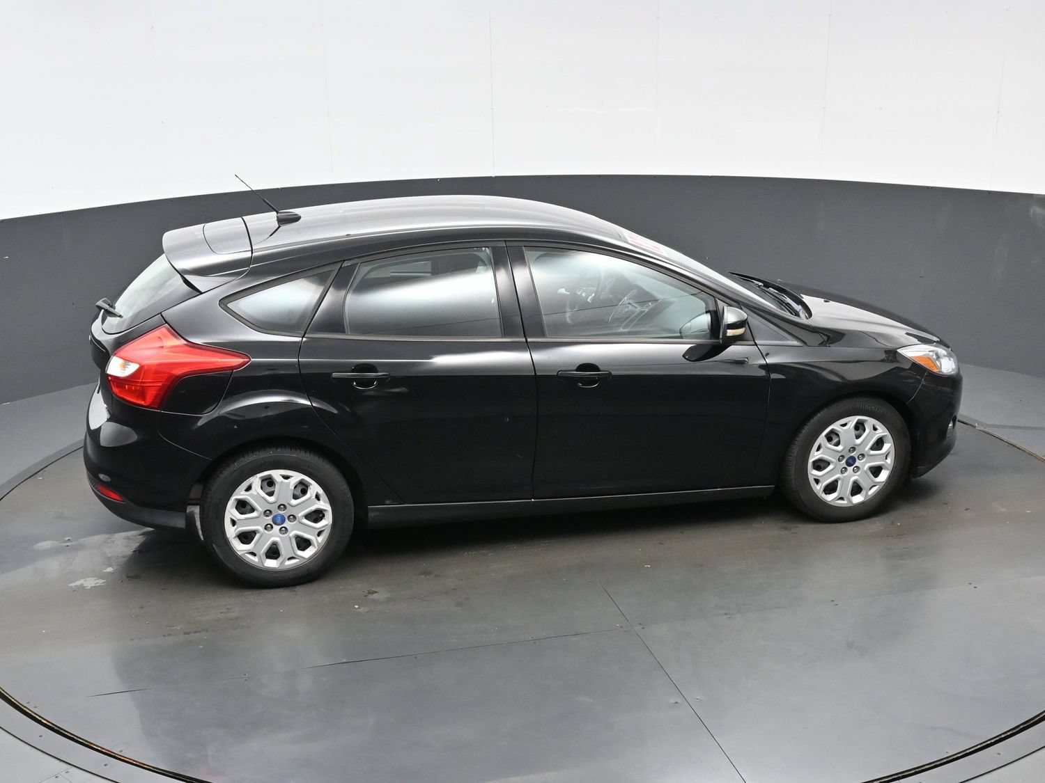 Used 2012 Ford Focus SE FWD image 39