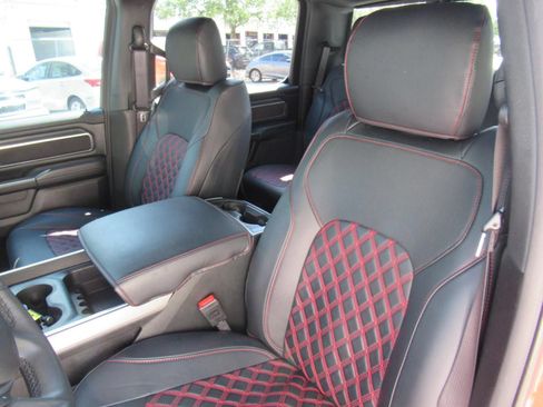Used 2025 RAM 1500 Big Horn AWD/4WD image 17