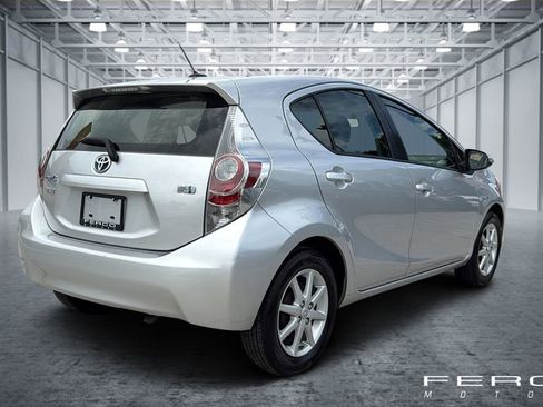 Used 2012 Toyota Prius C Three FWD image 5