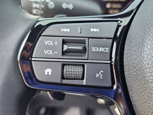 Certified 2025 Honda Civic Sport image 21