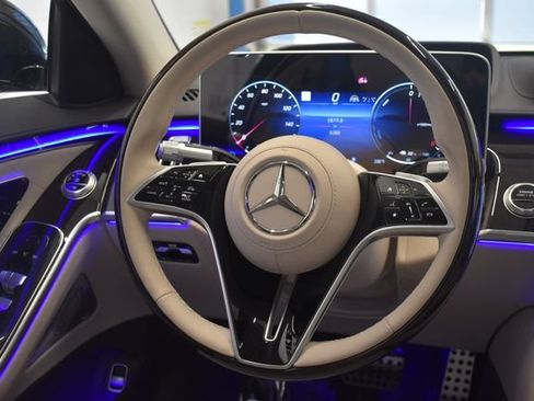 Used 2025 Mercedes-Benz S 580e 4MATIC Sedan image 24