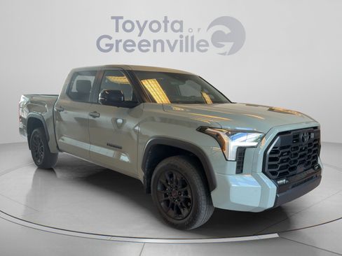 Used 2025 Toyota Tundra Limited w/ TRD Off-Road Package AWD/4WD image 8