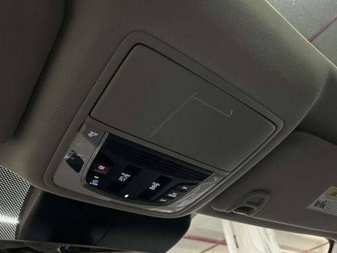 Used 2023 Acura RDX w/ Technology Package image 32