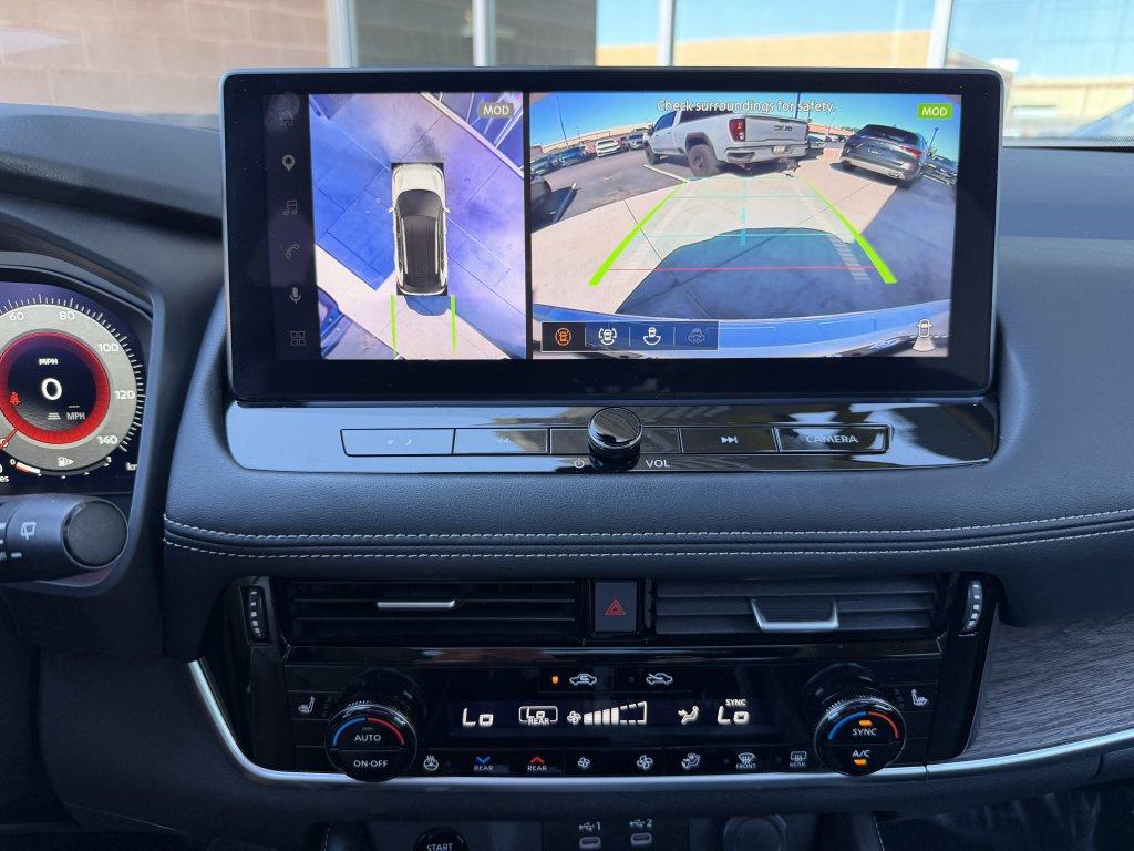 Used 2025 Nissan Rogue Platinum w/ Tech Package AWD/4WD image 19
