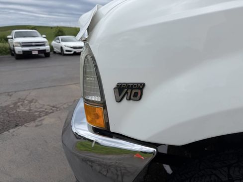Used 2002 Ford F350 XLT AWD/4WD image 14
