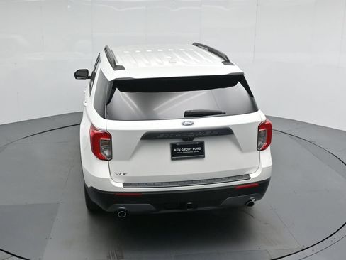 Used 2023 Ford Explorer XLT w/ Equipment Group 202A RWD image 40