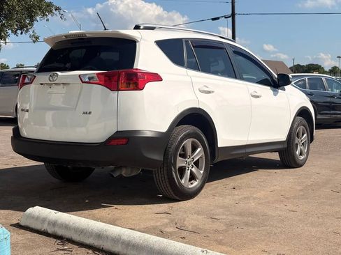 Used 2015 Toyota RAV4 XLE FWD image 3