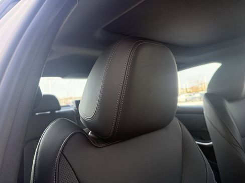 Used 2025 BMW 330i xDrive 330i xDrive w/ M Sport Package image 16