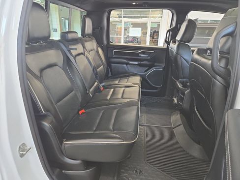 Used 2024 RAM 1500 Laramie AWD/4WD image 16