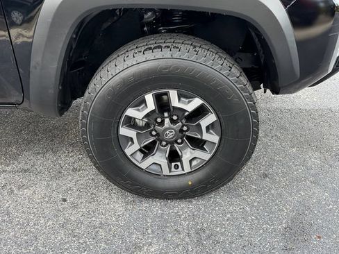 Certified 2023 Toyota Tacoma TRD Off-Road w/ Technology Package RWD image 23