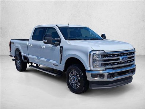 Used 2026 Ford F250 Lariat AWD/4WD image 3