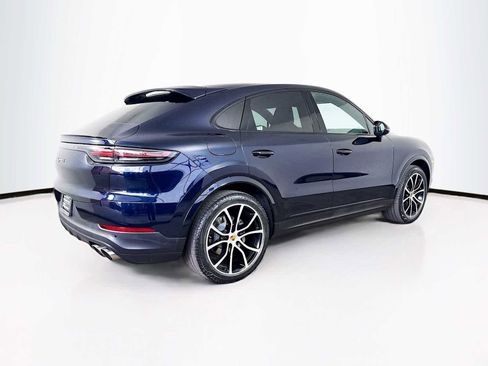 Used 2022 Porsche Cayenne S image 9