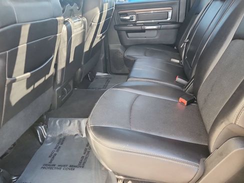 Used 2017 RAM 1500 Laramie w/ Convenience Group AWD/4WD image 9