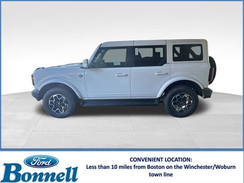 New 2025 Ford Bronco Outer Banks image 2